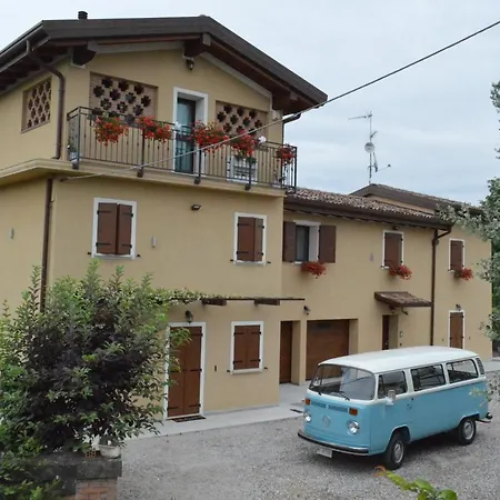 La Casa Sul Fiume Bed & Breakfast